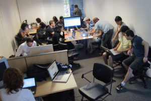 ブランドデザインのプロセスは【リサーチ・プラン・コンセプト・デザイン】